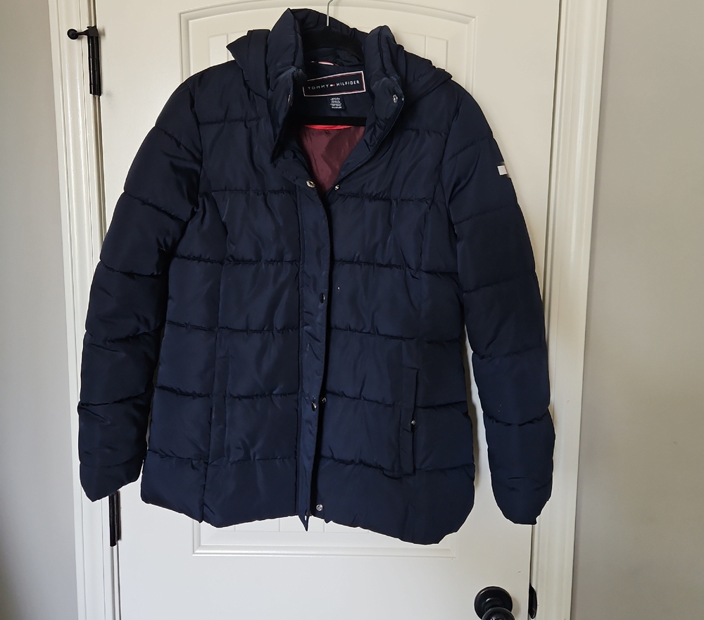 Tommy Hilfiger Women's Dark Blue Puffer Coat